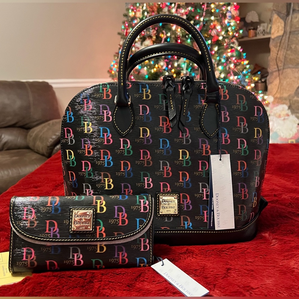 Dooney & Bourke DB75 Multi Zip Zip Satchel NWT